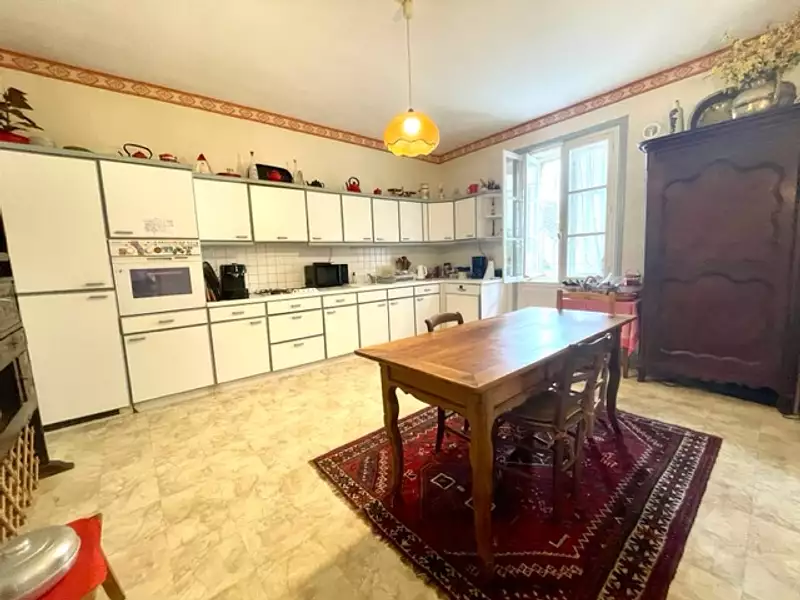 Maison, 246 m²