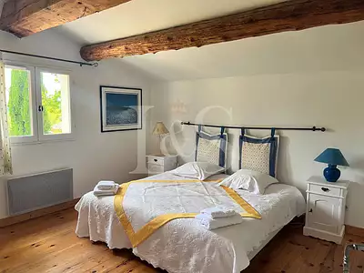 Maison, 320 m²