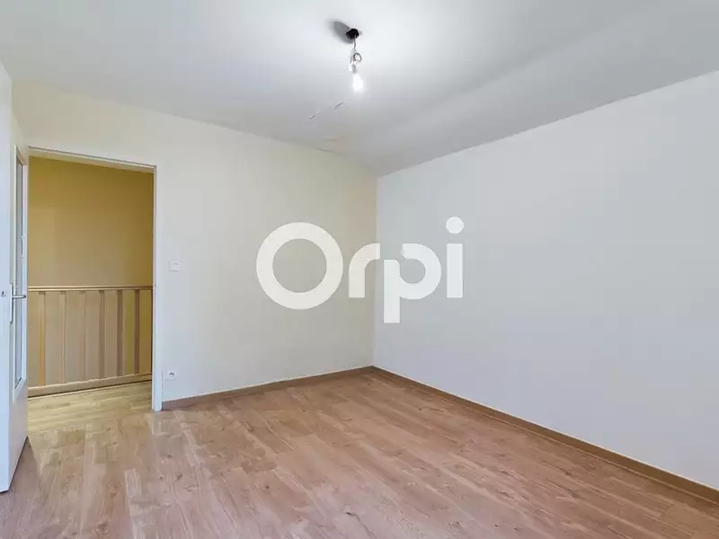 Maison, 168 m²