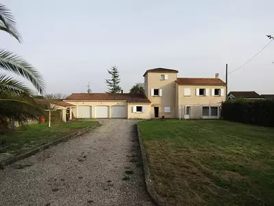 Maison, 180 m²