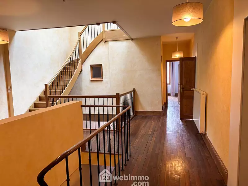 Maison, 320 m²