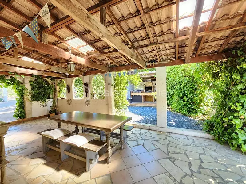 Maison, 163 m²