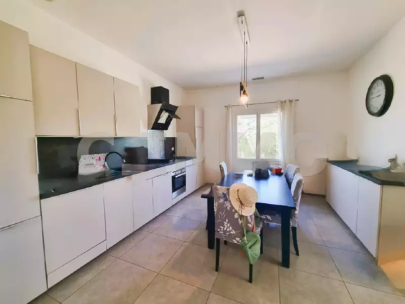 Maison, 160 m²