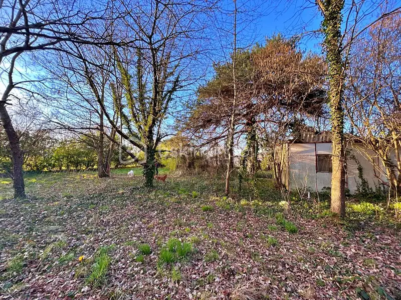 Terrain, 1 416 m²