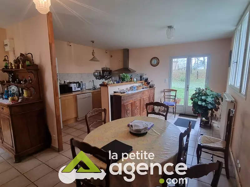 Maison, 140 m²