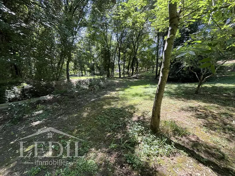 Terrain, 3 773 m²