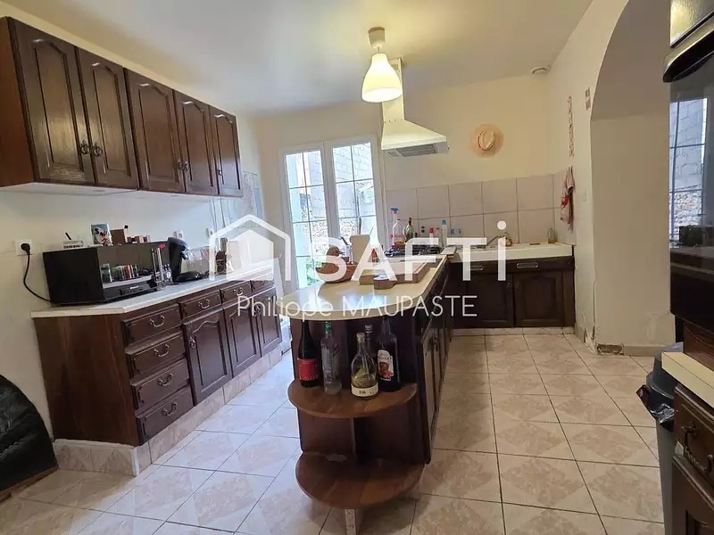 Maison, 175 m²