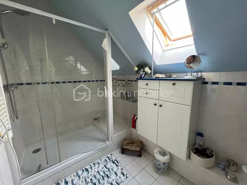 Maison, 176 m²