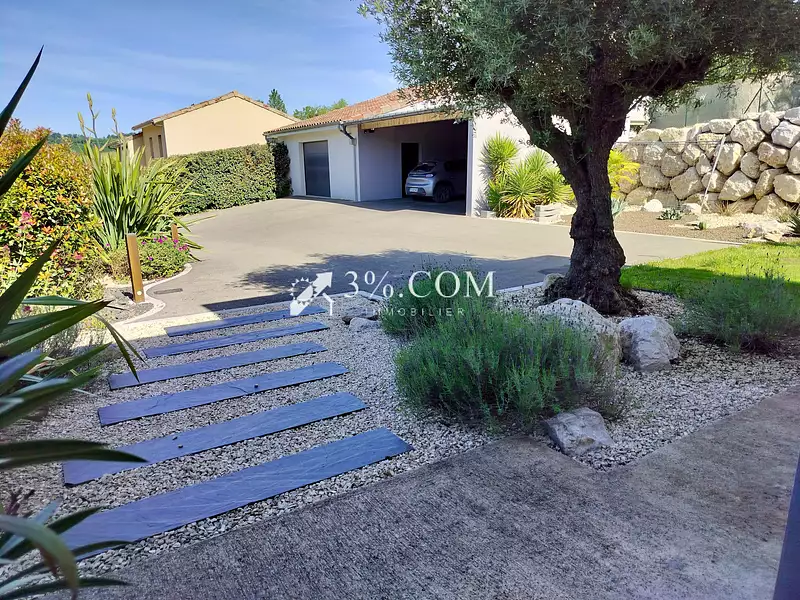 Maison, 200 m²