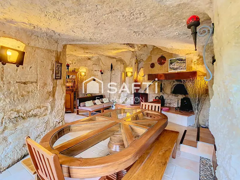 Maison, 220 m²