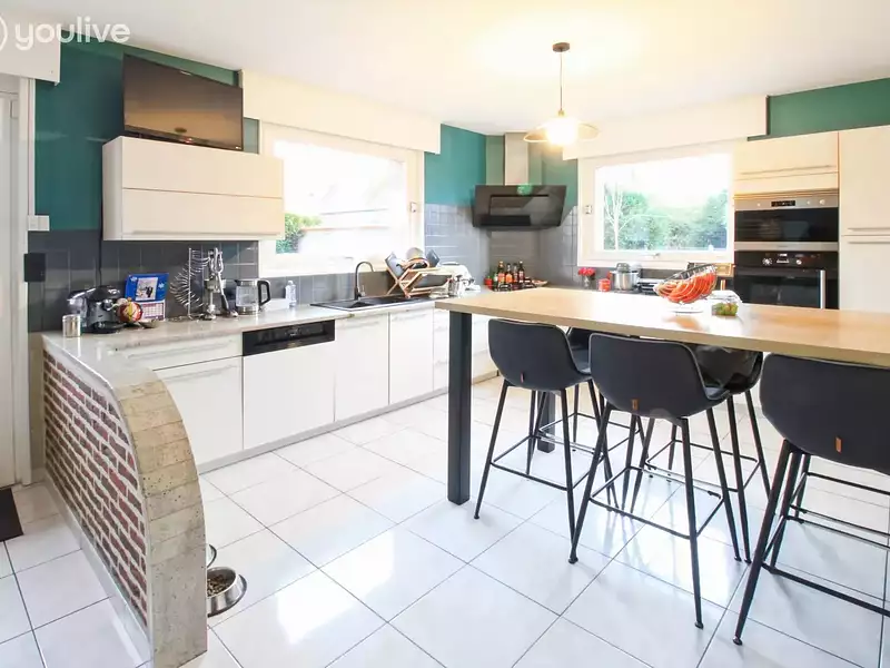 Maison, 185 m²
