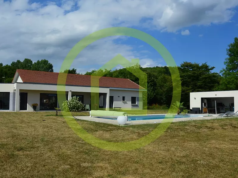 Maison, 175 m²