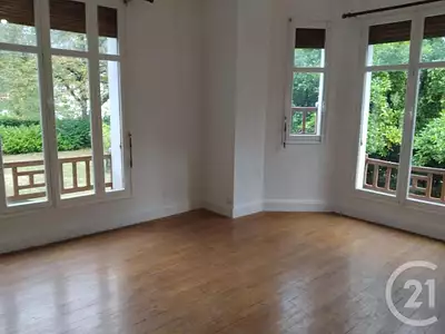 Maison, 180 m²
