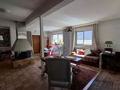 Maison, 216 m²