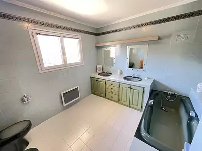 Maison, 200 m²