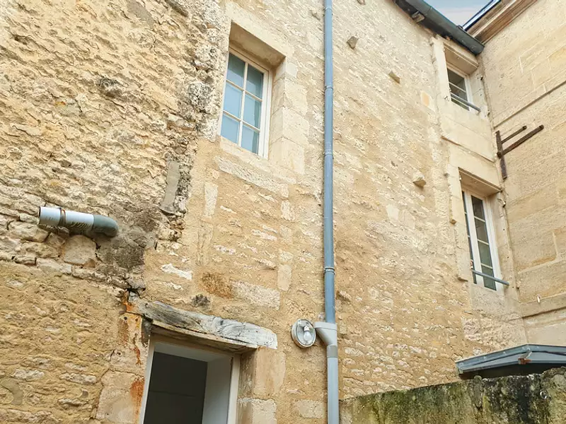 Immeuble, 196 m²