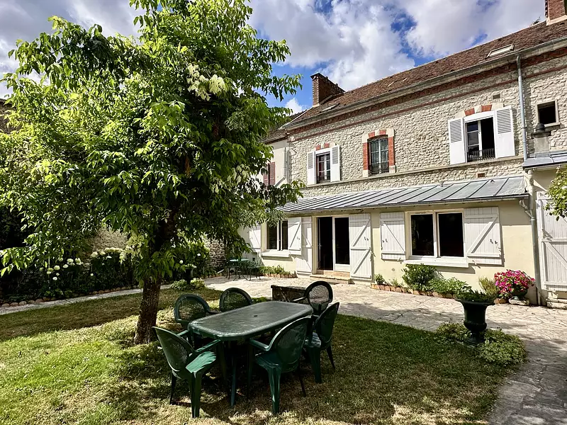 Maison, 191 m²