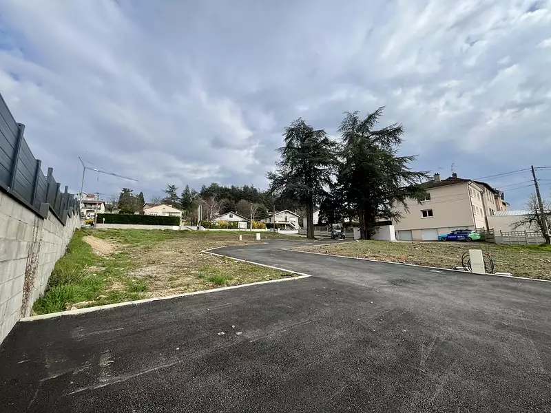 Terrain, 351 m²