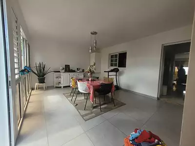 Maison, 247 m²