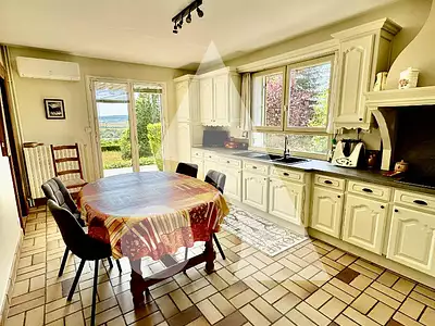 Maison, 213 m²