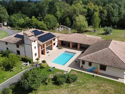 Maison, 640 m²
