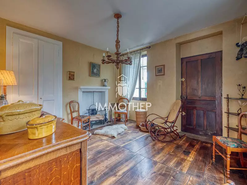 Maison, 248 m²