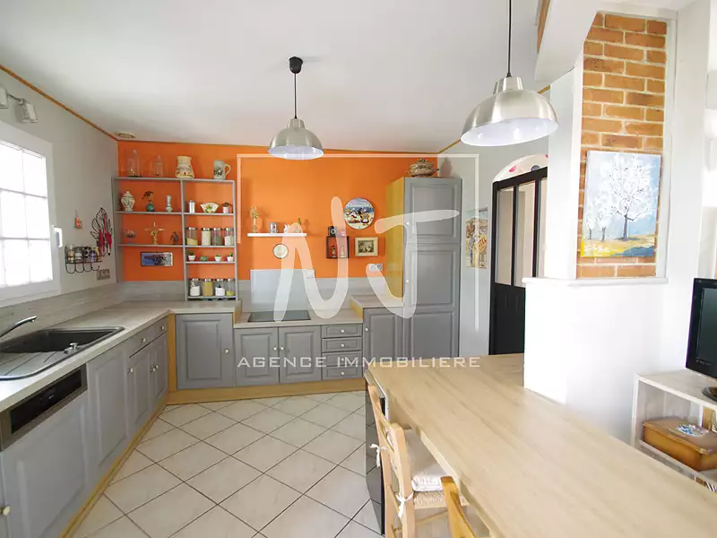 Maison, 148 m²