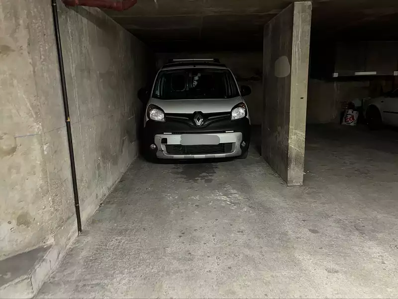 Parking, 16 m²