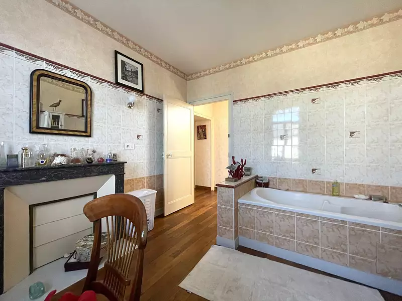 Maison, 169 m²