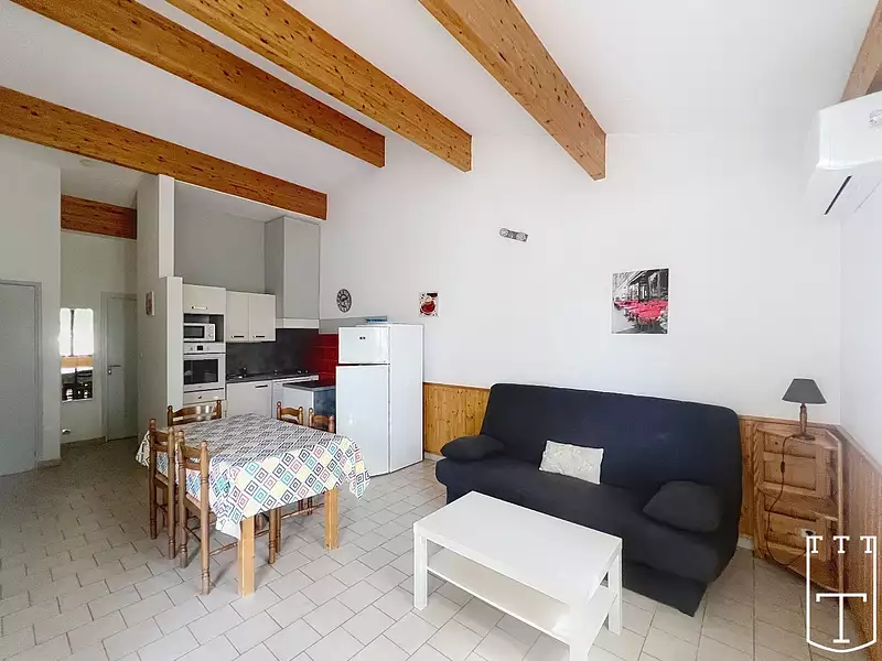 Maison, 640 m²