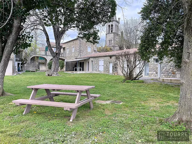Maison, 559 m²