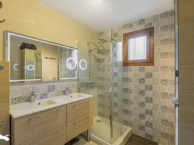 Maison, 180 m²