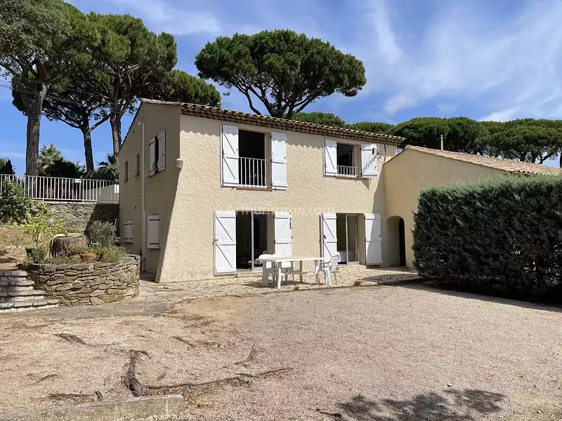 Maison, 340 m²