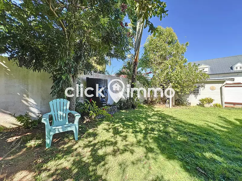 Maison, 220 m²