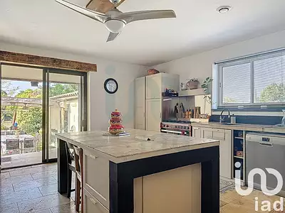 Maison, 250 m²
