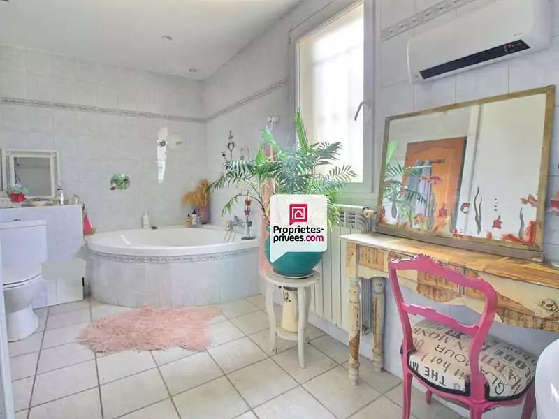 Maison, 230 m²