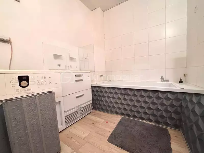 Immeuble, 390 m²