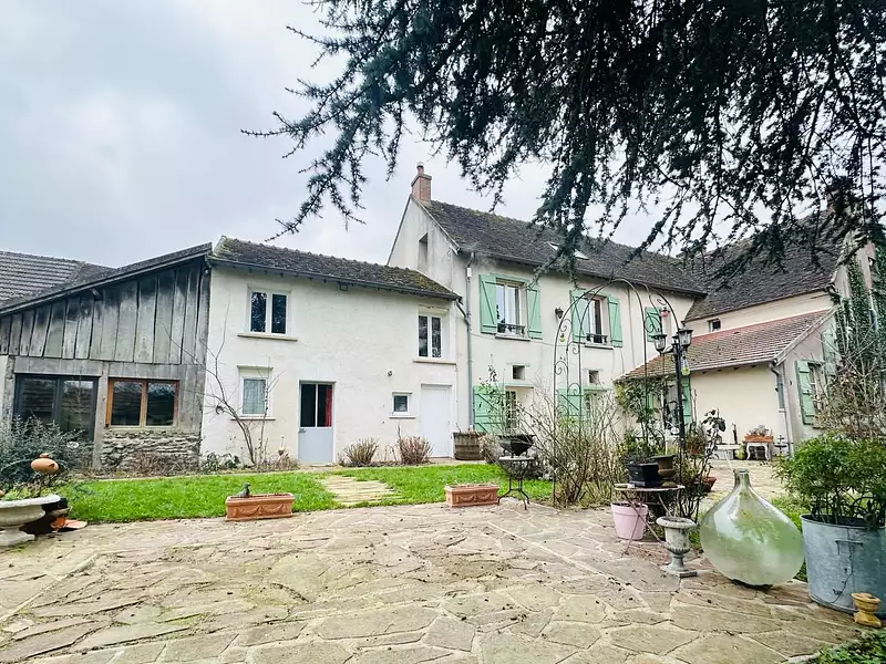 Maison, 305 m²