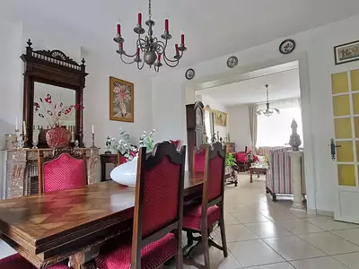 Maison, 191 m²
