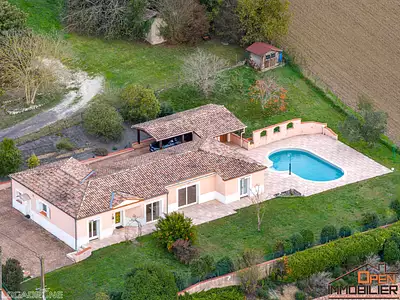 Maison, 162 m²