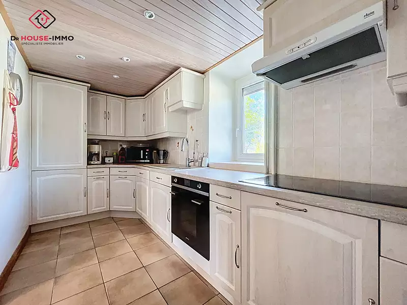 Maison, 166 m²