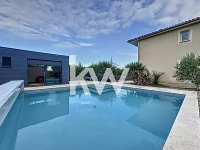 Maison, 220 m²
