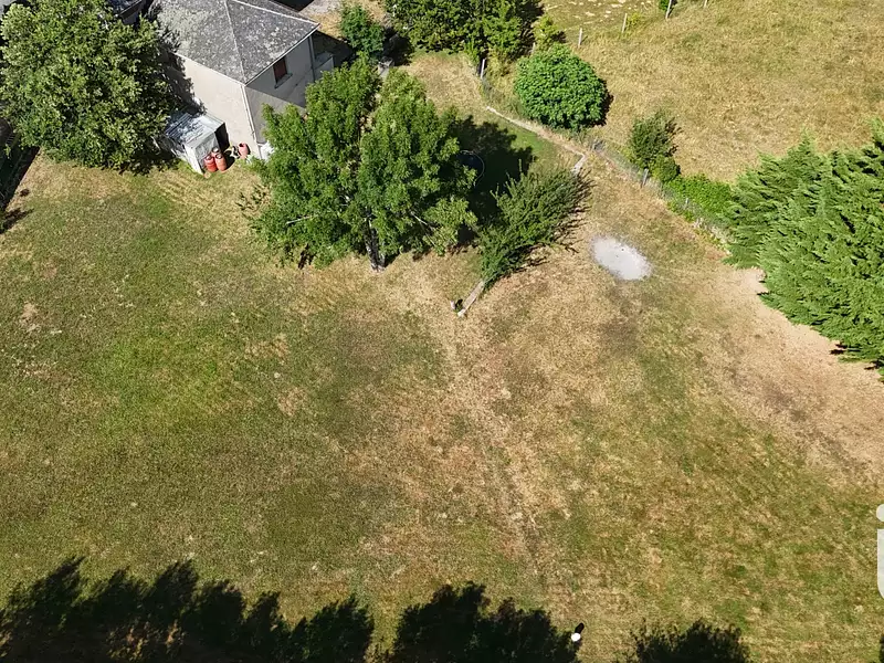 Terrain, 1 850 m²