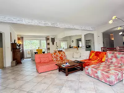 Maison, 320 m²