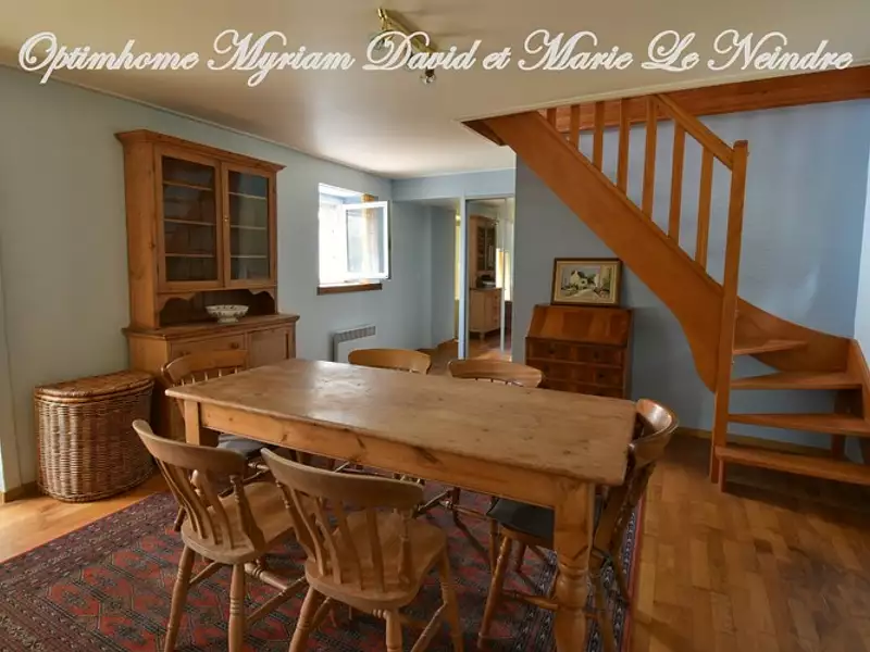 Maison, 253 m²