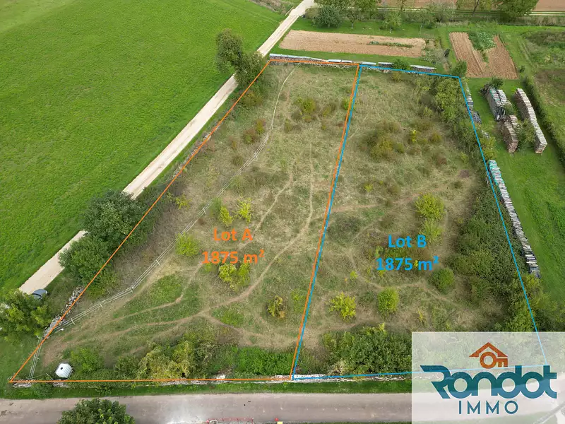 Terrain, 1 875 m²
