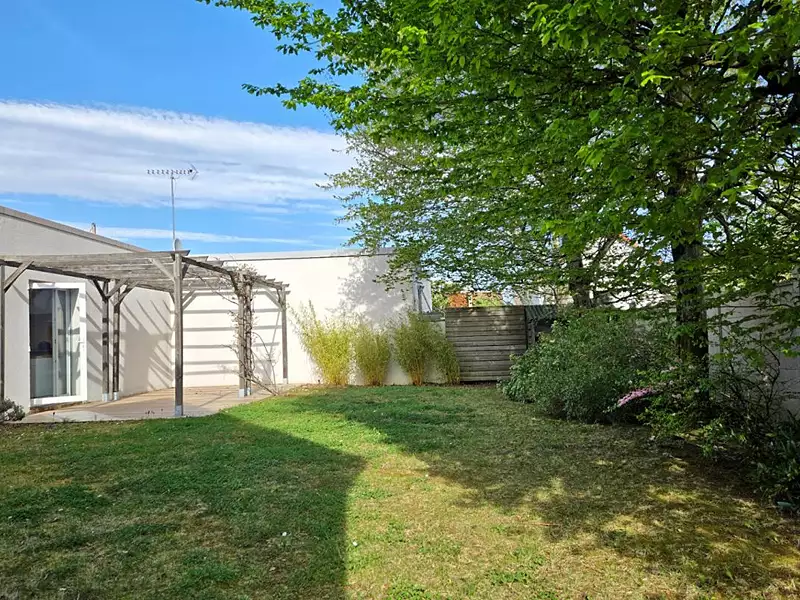 Maison, 230 m²