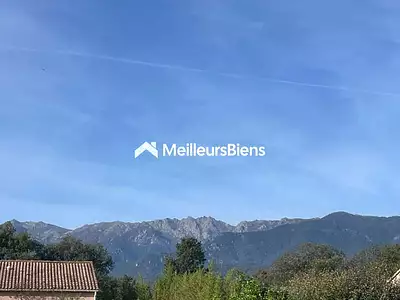 Terrain, 900 m²