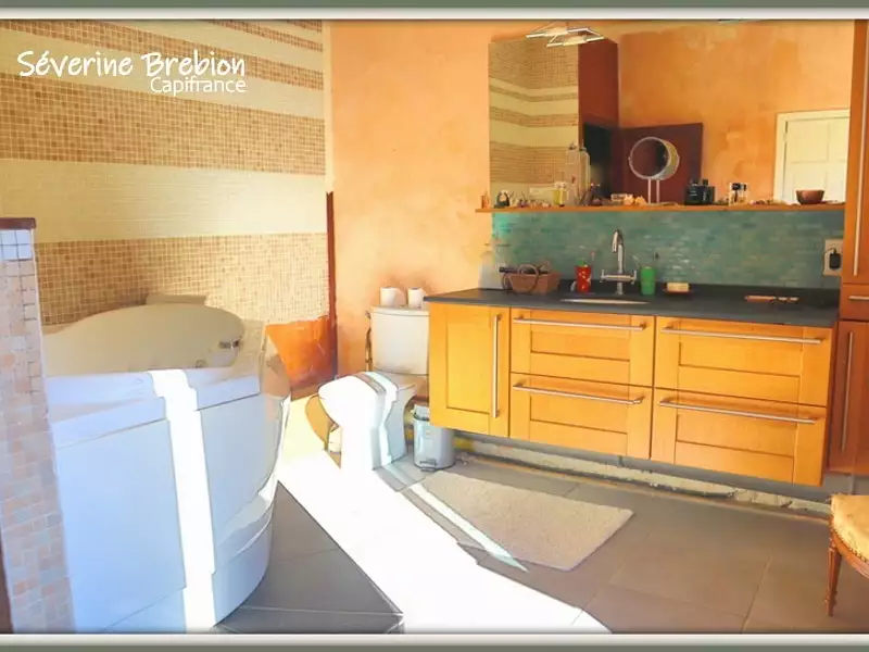 Maison, 388 m²