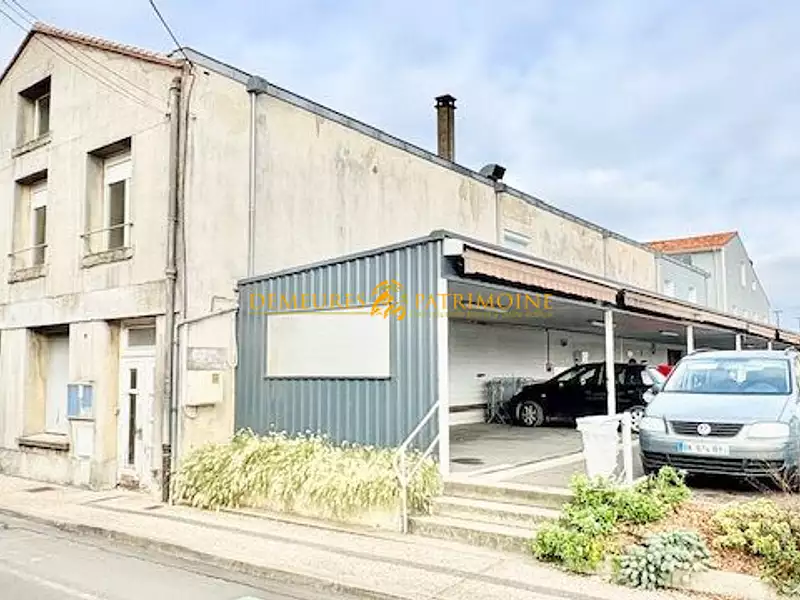 Immeuble, 393 m²